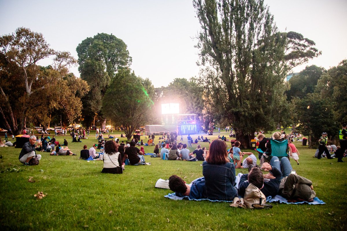 NYE Melbourne tweet media