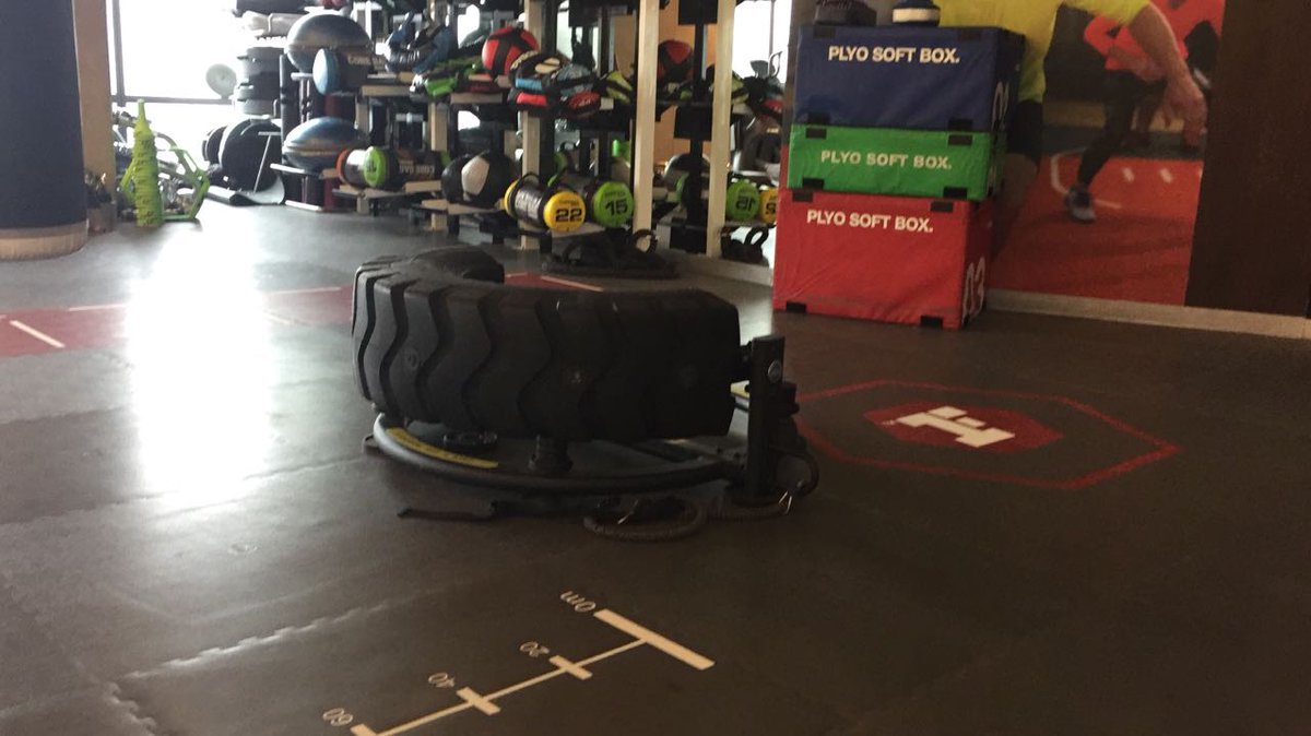 Carlo Christian T tweet media