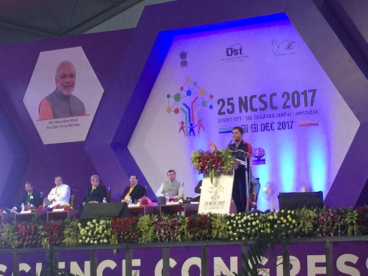 AdhvaryuKinjal's tweet photo. Child scientists from different regions share their experiences during valedictory function @25NCSC2017 #25NCSC2017 @megha2_shah @YagnangP @Dwivedi_D @narottamsahoo https://t.co/u8HeC8a2Dl