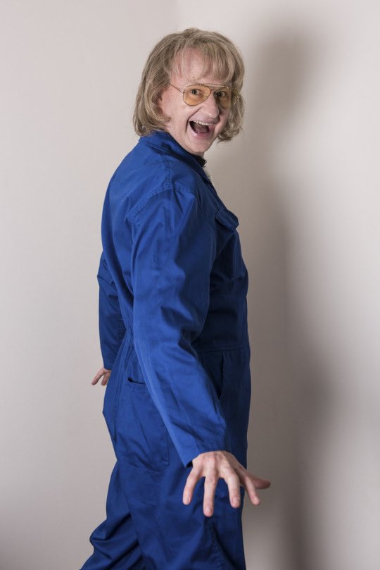 マーク・ゲイティスinfo on Twitter