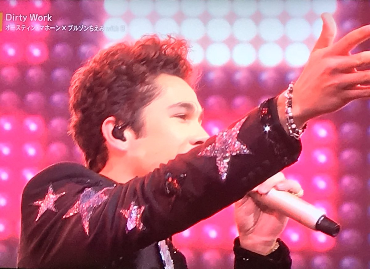 ブルゾンちえみが本家オースティン・マホーンとコラボで登場！高橋一生も爆笑のネタ披露「1年でこの進化すごい