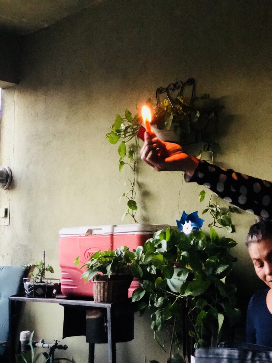 _KiaSanchez's tweet photo. Cheetos light up pretty well https://t.co/ivvvvB2Zja