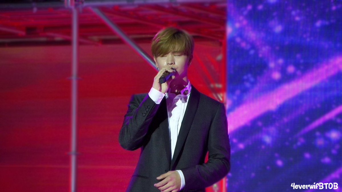 4everwifBTOB's tweet photo. 170929 #์ก์ฑ์ฌ #yooksungjae #ION8IGHT #throwback #๋นํฌ๋น
๐There's only one thing more precious than our time and that's who we spent it on ~ ๐ https://t.co/D53cO6nCz0