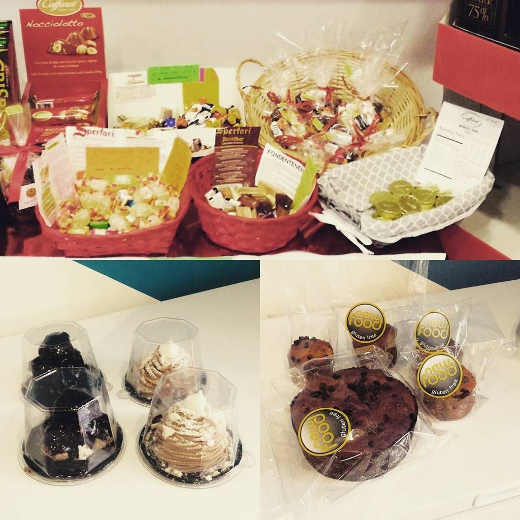 senzaglu_boccea's tweet photo. Siete ancora in tempo per dolci freschi e artigianali e per riempirvi di caramelle e soldini di cioccolata #senzaglutine #msgboccea #dolcifreschi #dolciartigianali #newfood #soldinidicioccolata https://t.co/M8a0p9pW9w https://t.co/mCAoBl4Ilj