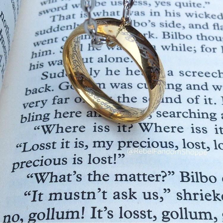 Chrys on Tumblr: “One ring to rule them all, One ring to find them, One ring  to bring them all and In the darkness bind them, In Mordor where...