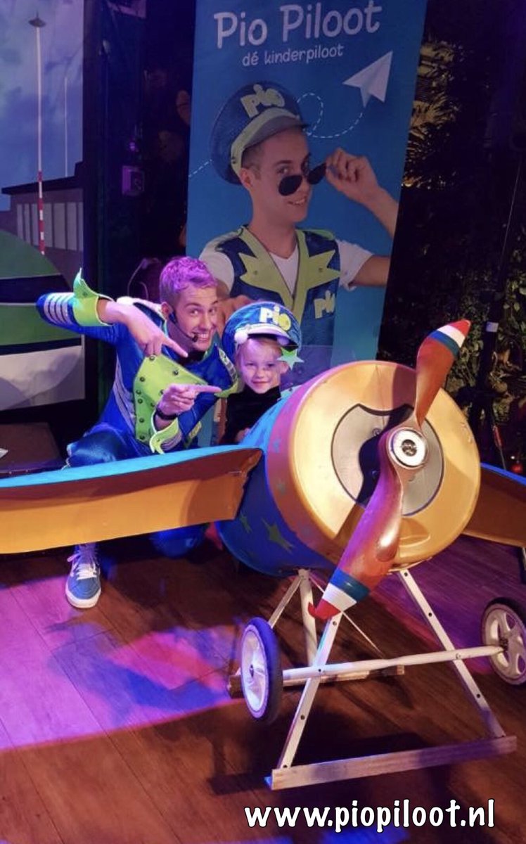 PioPiloot's tweet photo. Gister geland bij Landal Winterberg! #piopiloot #piloot #vliegtuig #landal https://t.co/sHk4wrY1pj