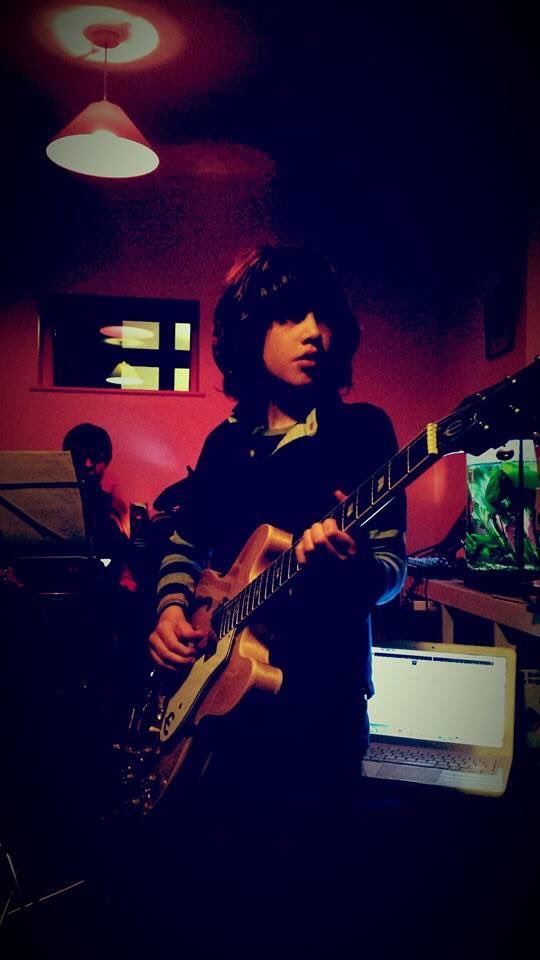 Vibrola's tweet photo. #makingmusic 2013 @Epiphone https://t.co/MeYX1ZwzLM