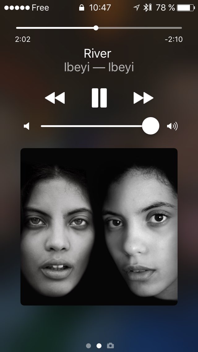 srtabuscaglia's tweet photo. #ibeyi #workinglife https://t.co/f4lyYjHWDv