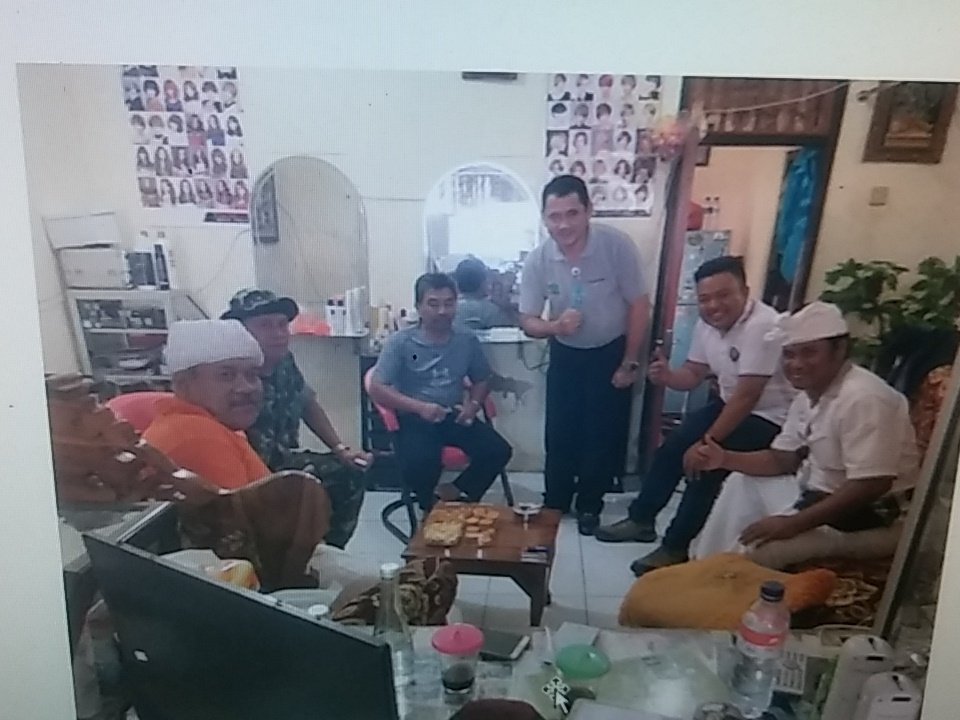 KSumadiarta's tweet photo. Refleksioktober2017 diskusi pemberdayaan pengungsi GA #GerakanInovasiDesa #TPPIBALI @jokowi @EkoSandjojo @Ki_Mangku https://t.co/bZAicZ6vLk