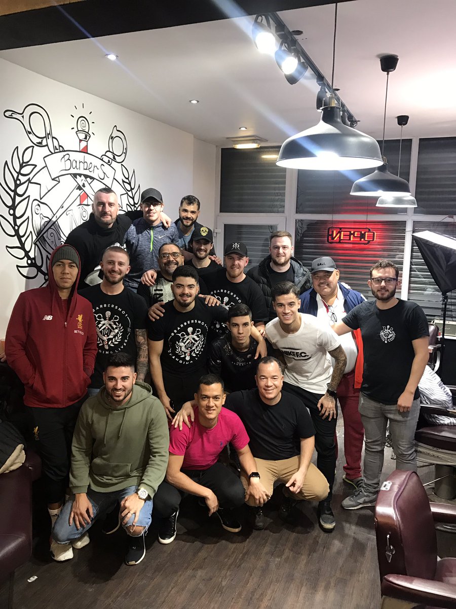 Always good to see Phil Coutinho &amp; Roberto Firmino for a fresh one with the boys 💈👌🏼✂️

#lfc #barbersno1 #liverpoolfc #liverpool