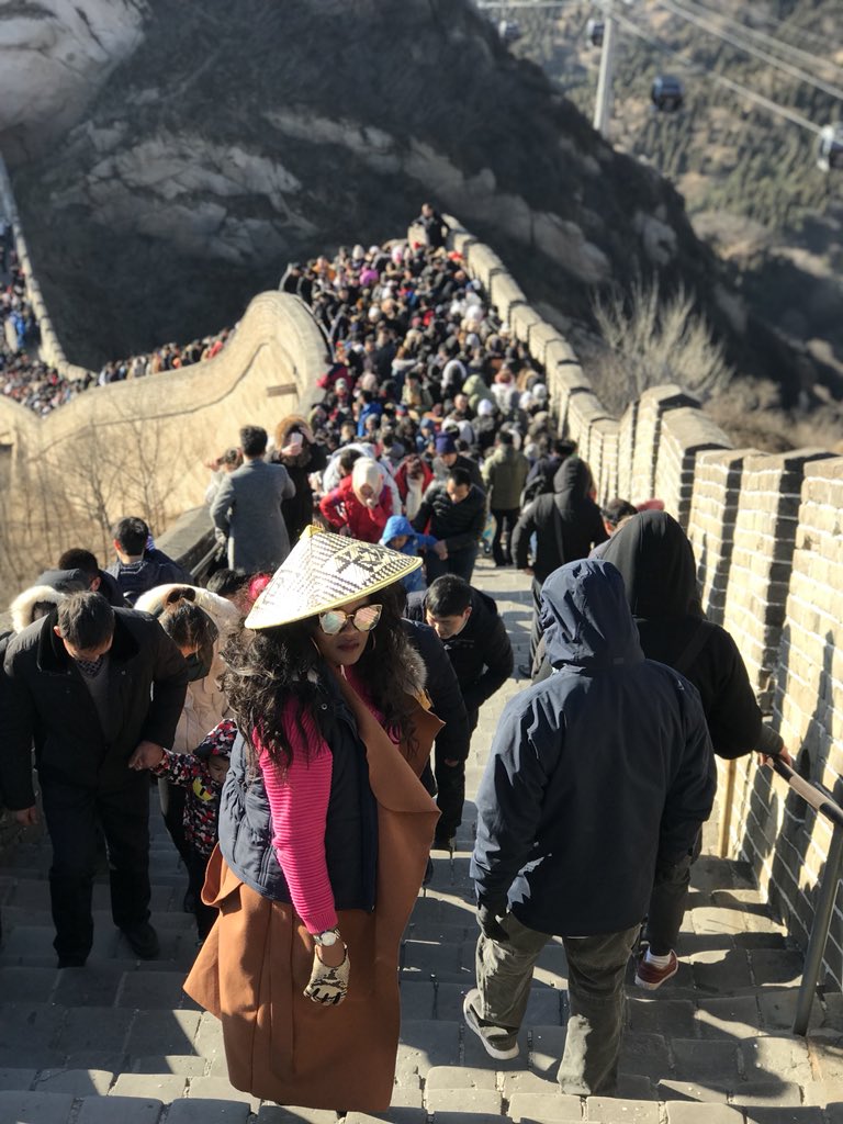 Thandified1's tweet photo. I’m clearing an energetic pathway for others to join in, and what if others do? Sure the world as we know would change for the better “Eckhart” #china #beijing #greatwallofchina #goodvibes #goodpeople #friends  #2018 #energy https://t.co/K8lySnPfW7