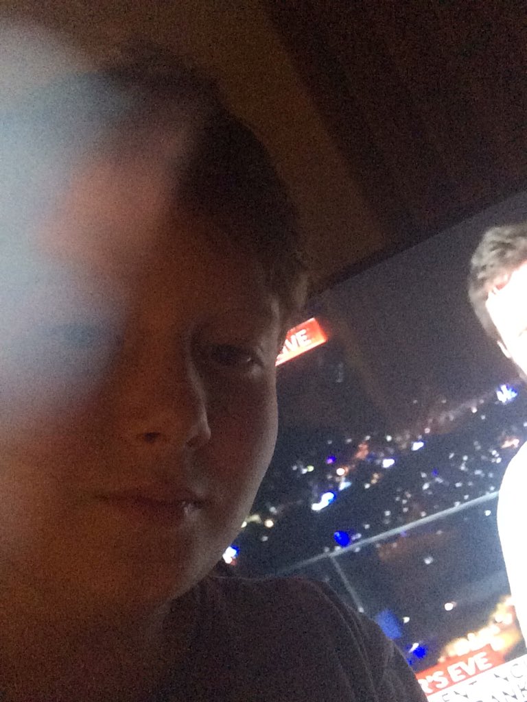 GeorgeBond2006's tweet photo. @jellebay #PMLNYE https://t.co/8QbUAGdwG4