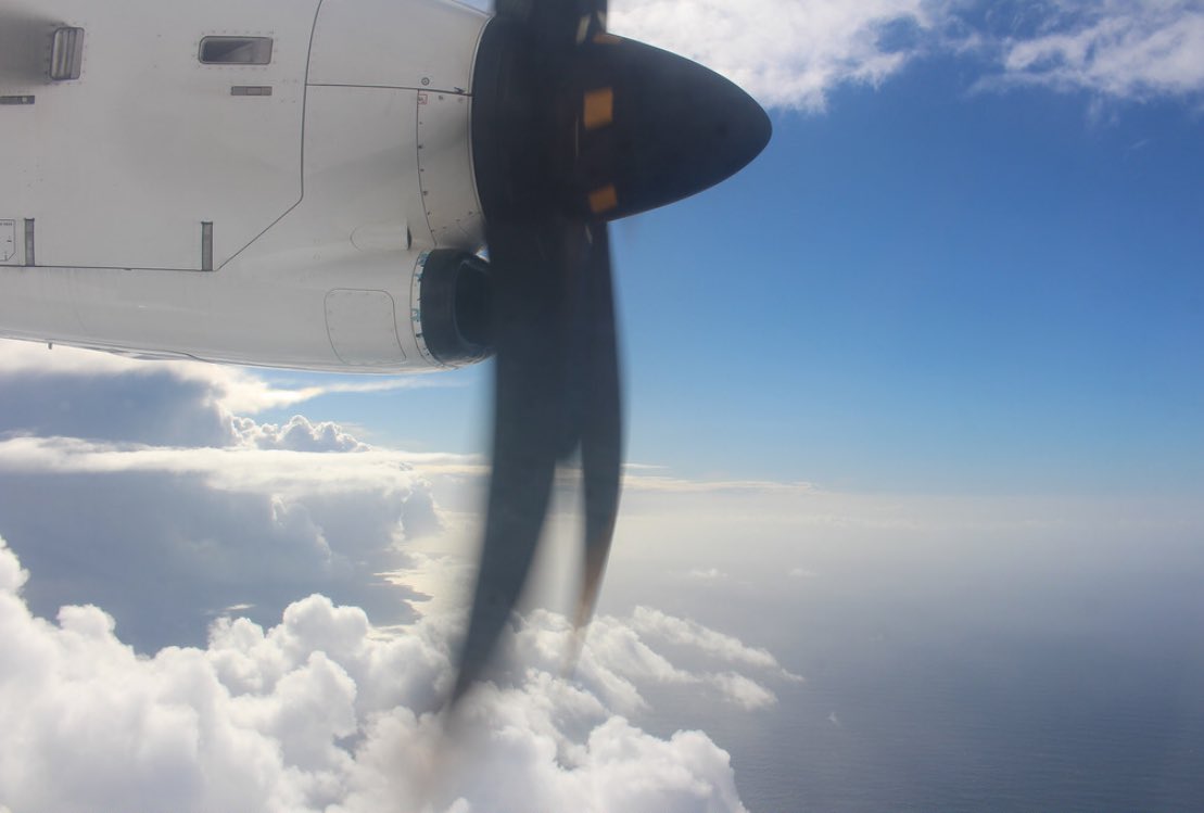 HelittLAE's tweet photo. Tú decides el día y el destino, nosotros te llevamos. 

¡Disfruta de un vuelo seguro con nosotros!.

Felices fiestas, https://t.co/sWoNre3f3T