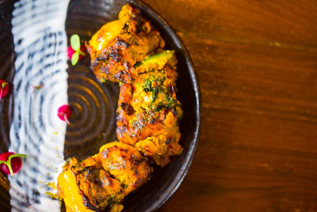 NRIBKC's tweet photo. Some of the most memorable dinners are with the ones we love...❤️

🌟New Year’s Eve Dinner🌟
We invite you to feast into a selection of +25 Indian dishes from all over the world!

*Unlimited Food &amp; Drinks at ₹2999!
Tonight, 9:30pm onwards

#NRIBKC #NYE #NewYearsEve #Dinner https://t.co/hY0svsjnGD