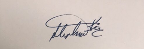 RichardChizmar's tweet image. SIGNED BOOK GIVEAWAY — I’ll be picking one lucky winner of a surprise, signed Stephen King book next week. All you have to do to be eligible is Follow and Retweet. Good luck!