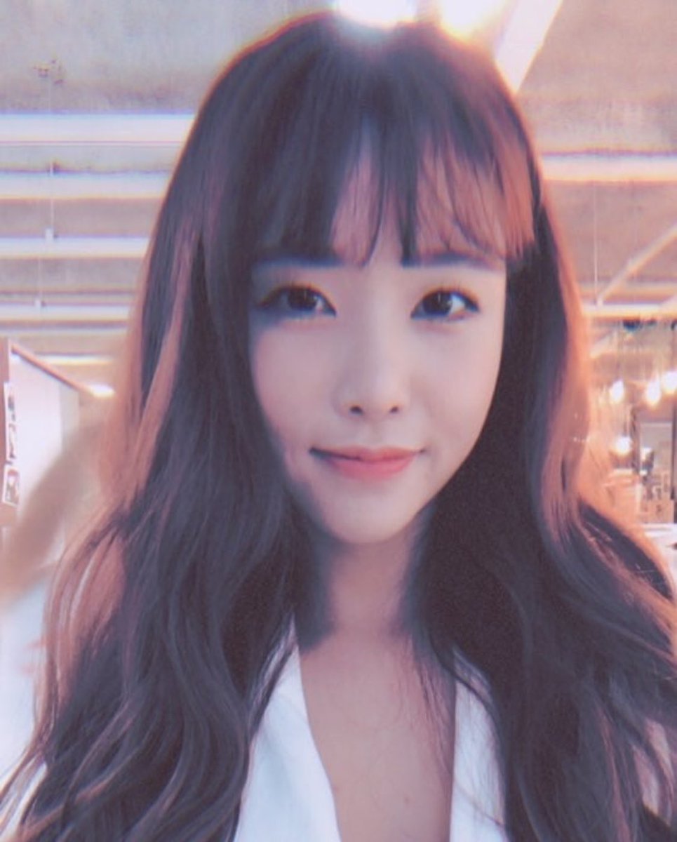 [IG] 171231 Matilda Official IG Güncellemesi:
[Matilda Haena] 
Bu gün 2017’nin son günü.  
Hepiniz çok sıkı çalıştınız 🤗

#Matilda #마틸다 #해나
.
.
.
@/MatildaUpdate