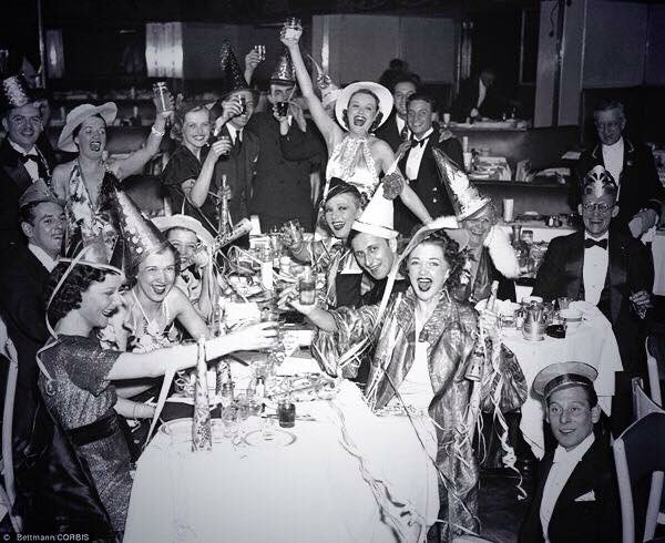 It’s the big one, the end of 2017! If you’re heading into town, we’re open and very much welcome your company. We’ll be counting the year out and of course the new one in. 

From all of us at Relish have an amazing evening.
Eat, Drink and be Merry

🍾🎉