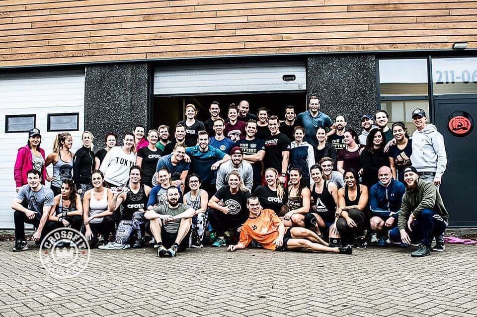 CF_NulDertien's tweet photo. De laatste workout van 2017 met de leukste community ever! @CF_NulDertien #crossfit #workout #wod #community #tilburg #nuldertien #vuurwerk https://t.co/gPMfFOR6hP