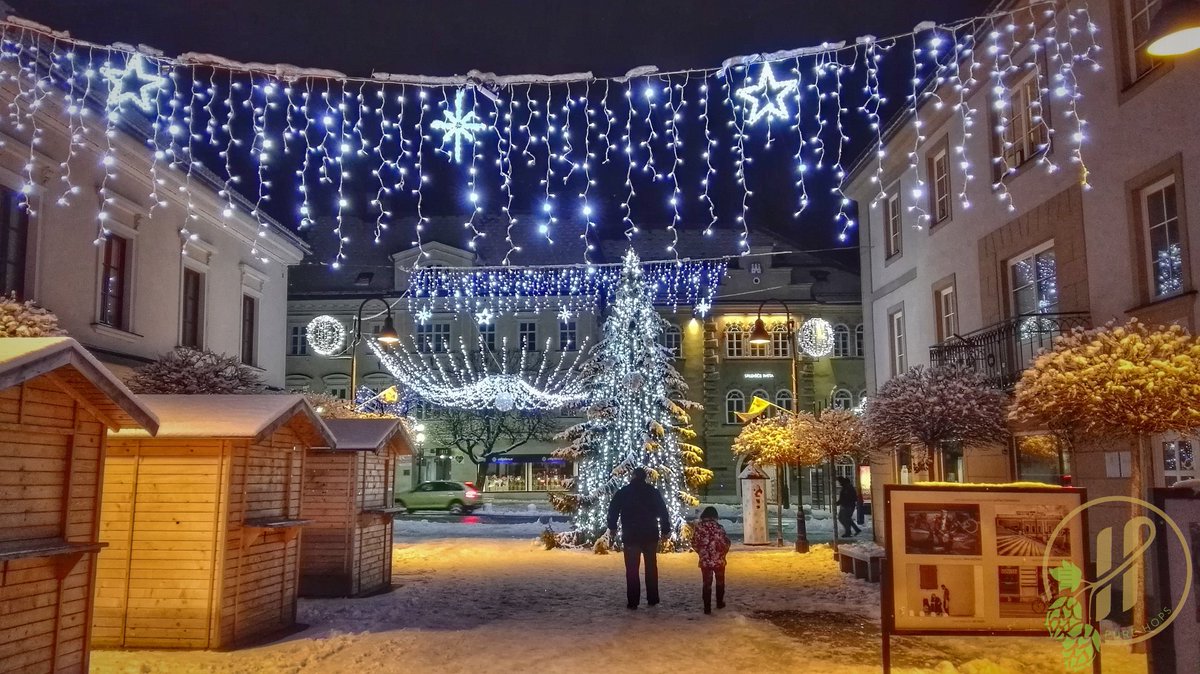 Remember!📢☝️
"Tomorrow is the first blank page of a 365 page book. Write a good one!" Cheerful 2018!🥂🍻🎄🎉 
Thank you all for support and one another crazy hoppy year.
#hometown #SlovenjGradec #750SG Slovenj Gradec, moje mesto #newyearseve #Slovenia #craftbeer #homebrew