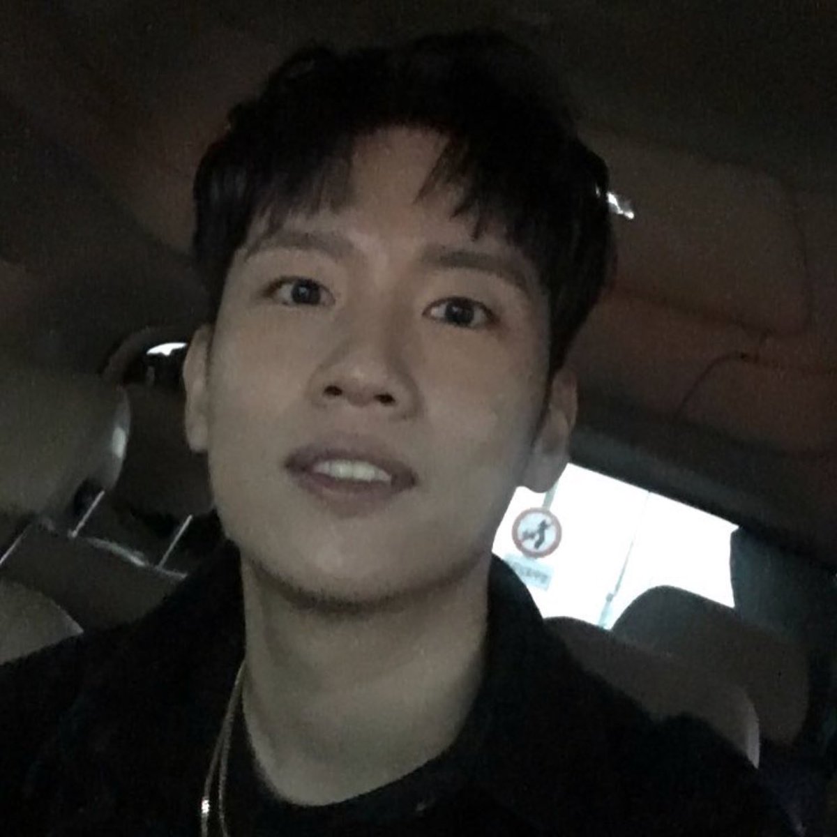 [hanhae1990] เพราะแฟนท่อมผมจึงเป็นฮันแฮที่มีความสุข ช่วงระยะเวลา 6 ปีที่ผ่านมาขอบคุณคีเก็นฮยอง ซานเชสฮยอง และพวกคุณทุกคนที่เคยฟังเพลงของแฟนท่อมแม้จะเพียงแค่ครั้งเดียว แฮปปี้นิวเยียร์ครับ!