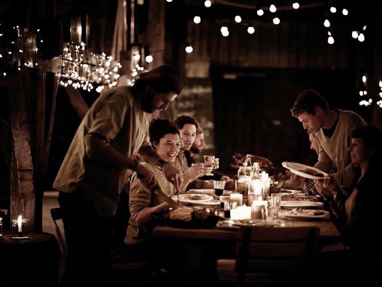 Sevdiklerinizle güzel bir Yeni Yıl yemeğine hazır mısınız? 
weberstephen.com.tr 
#weberforlife #barbekü #mangal #ızgara #yeniyıl