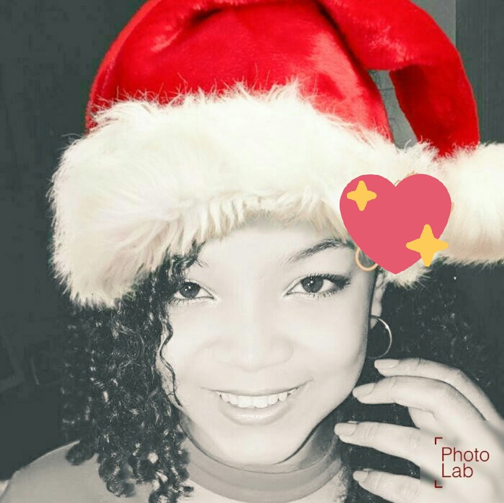 EstefaniJ_17's tweet photo. Feliz y próspero año nuevo para todos!!⚘💋🎄 #fotografia #Feliz2018 #FelizAnoNuevo # https://t.co/R1UJPbdOJR