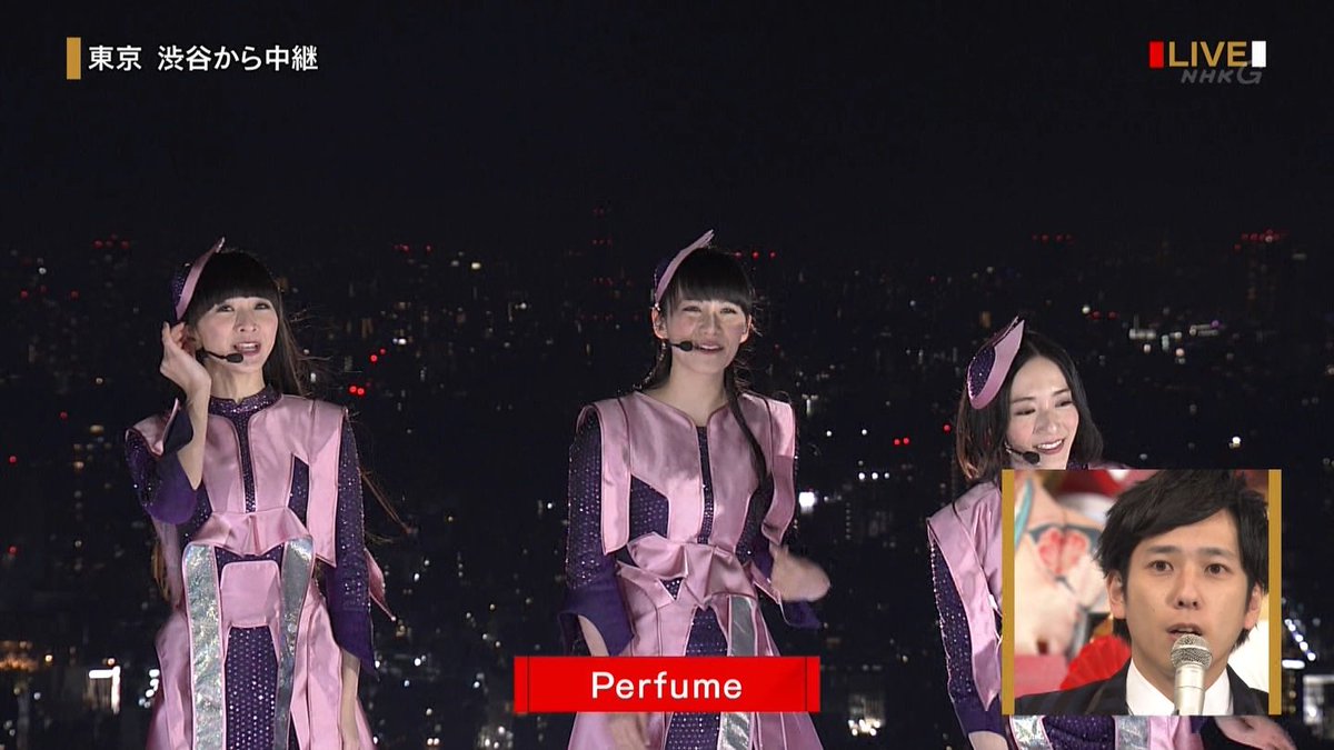 ずっちー 02 Perfume 8th Tour Tokyo 参戦自粛 Sur Twitter 紅白歌合戦17 Part 06 Tokyo Girl Perfume 渋谷のヘリポート 天カメ から中継のお3人 まさに 東京ガール 一部ドローンで撮影してるのかな ビルの感じは合成っぽいんだけど どこから