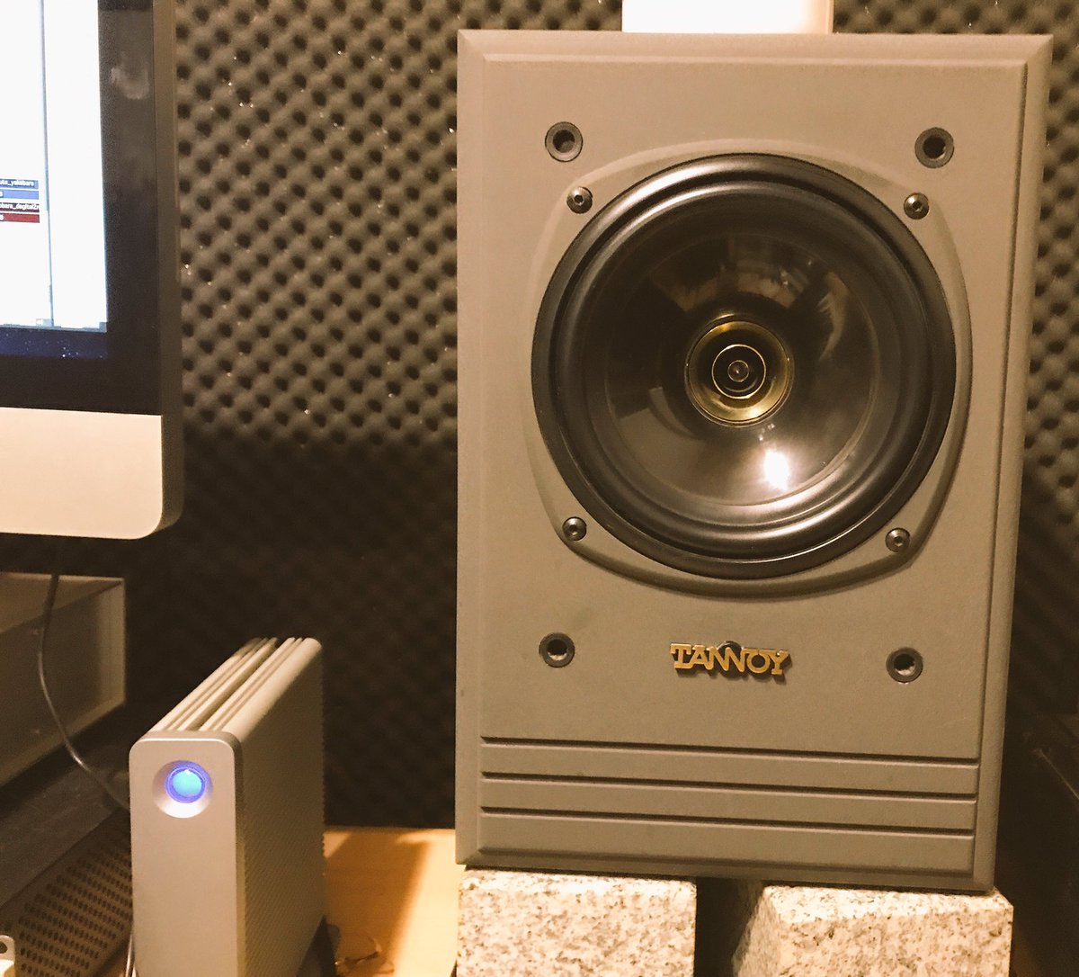Yamoto Auf Twitter なるほど モニターを もらったtannoy同軸スピーカーで 試してみたが 確かにニアフィールド向き 流石イギリスのスタジオモニターだね ミックスやマスタリング これでしたらまた変わりそうだな T Co O9qcgrpyob Twitter Yamoto Auf Twitter なるほど モニターを もらったtannoy同軸スピーカーで 試してみたが 確かにニアフィールド向き 流石イギリスのスタジオモニターだね ミックスやマスタリング これでしたらまた変わりそうだな T Co O9qcgrpyob Twitter