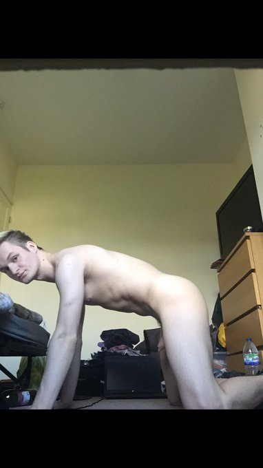 1 pic. Photo 1-how not to take a dick, photo 2- how to take a dick ? Have a great new year everyone ?????