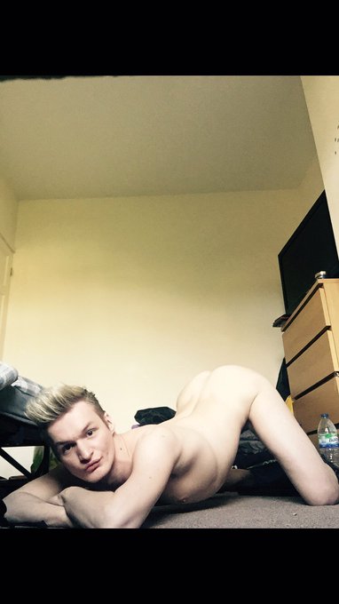 2 pic. Photo 1-how not to take a dick, photo 2- how to take a dick ? Have a great new year everyone ?????
