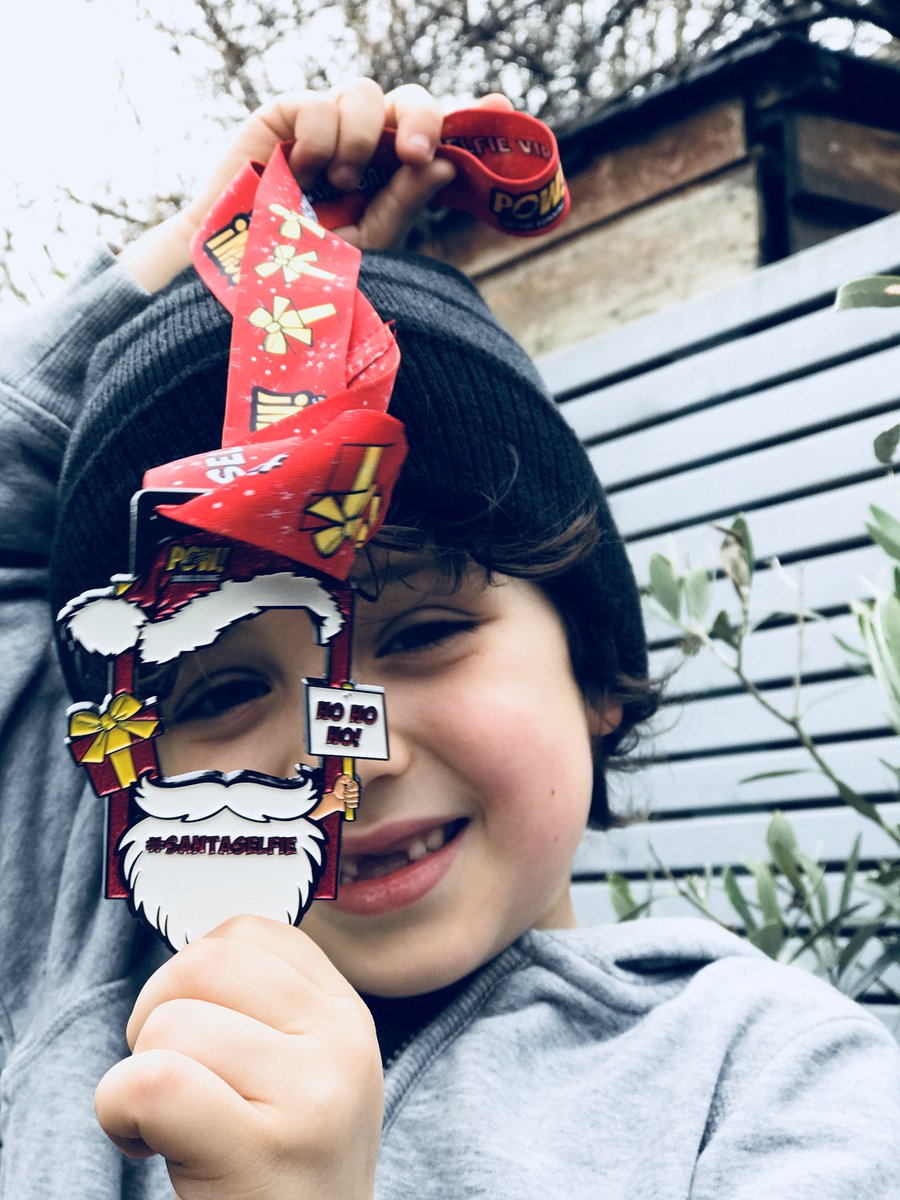 timbolito's tweet photo. Last #run for #2017 - Thanks @POWVirtualRun for the fantastic #Santa selfie #medal for a great charity! π
πΌππΌββοΈ#POWVirtualRun. #HappyNewYear2018 π₯πΎπ https://t.co/mvktABUPIj