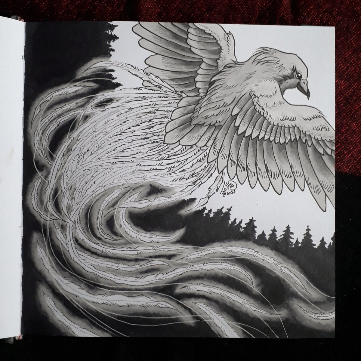 fenifire's tweet photo. Next #bestiaryproject beast - less popular but with an interesting lore 🦄
This is a hercinia - a bird with glowing feathers which shows the way in the dark woods 🦅
Hope she'll help you find the way in the New Year 2018 😊
#bestiary #drawing #legendarycreatures #inkdrawing https://t.co/2eAP1kC9o9