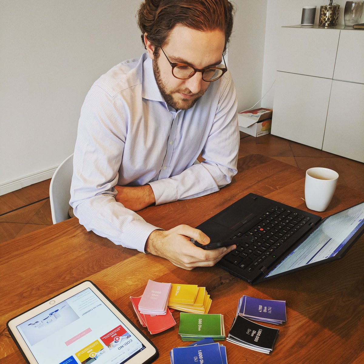 mycodino's tweet image. Harte Arbeit auch am letzten Tag des Jahres - neue Programmierboxen kommen bald! Was wünscht ihr euch in Box 2? 😉🚀💻⏰
#mycodino #learn2code #startup #Codecommunity #programmierenlernen