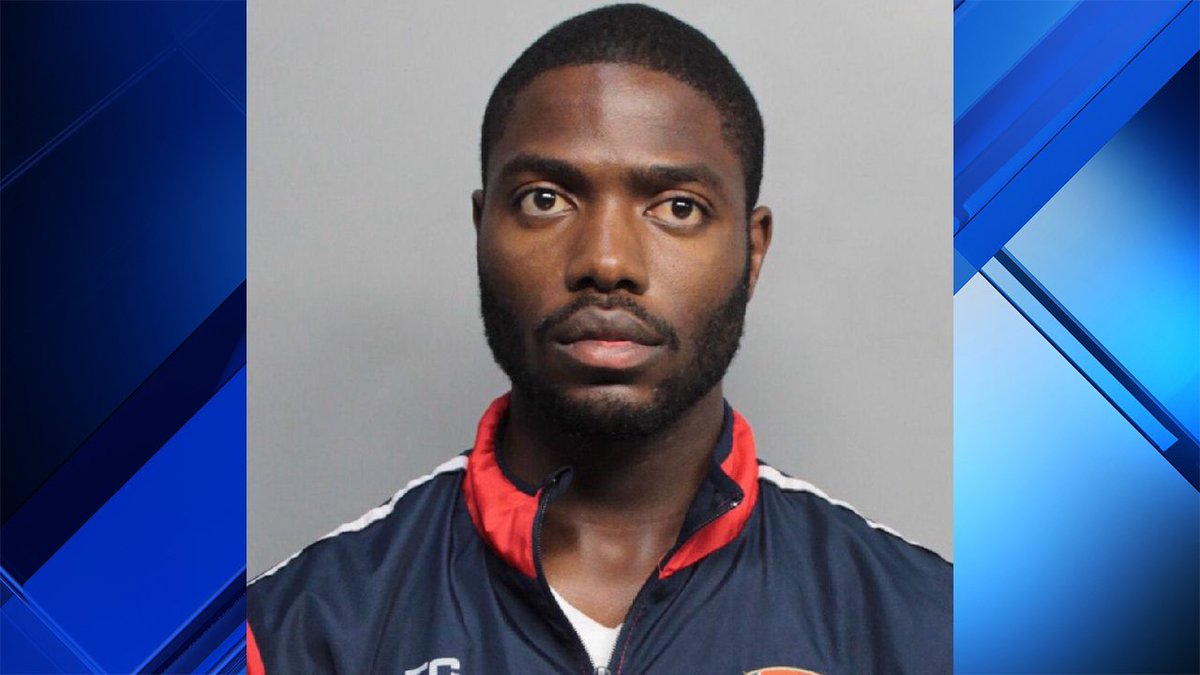 Police arrest man in Miami Beach sexual assault case bit.ly/2q5LpcI https://t.co/f9DVmif1PZ