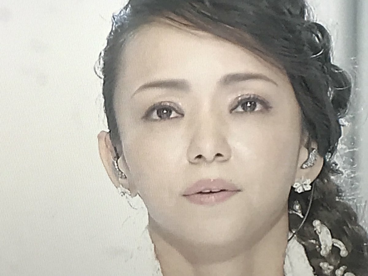 Nhk紅白 安室奈美恵さん Hero 熱唱 感極まったウッチャン イモトー 安室ちゃんやっぱかっこよかったよー Togetter Nhk紅白 安室奈美恵さん Hero 熱唱 感極まったウッチャン イモトー 安室ちゃんやっぱかっこよかったよー Togetter