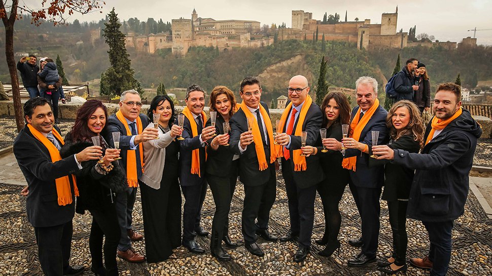 AhoraGranada's tweet photo. El AVE, Rules y el acelerador de partículas, pilares de @CsGranada para #Granada en 2018 https://t.co/5eTnQFVmvq https://t.co/PLlqPHhLPe