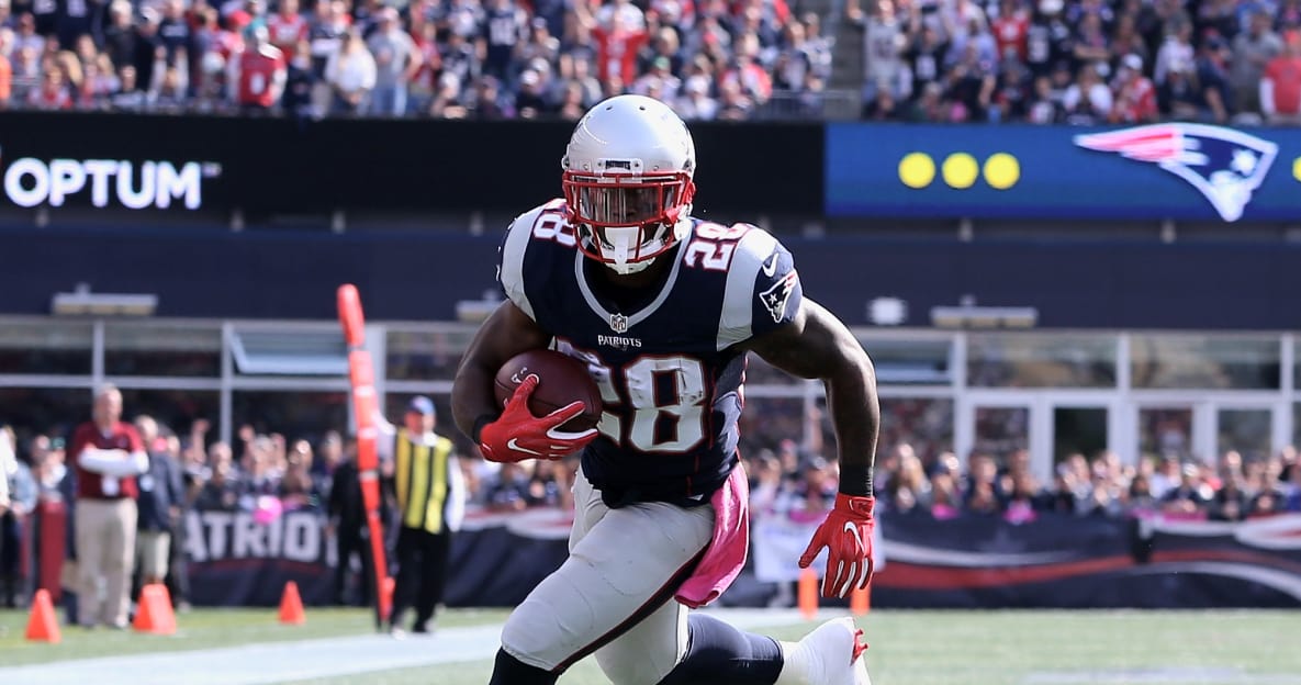 James White the latest Patriots RB to fall before Week 17 clash with Jets sptz.us/2DDfr9v
