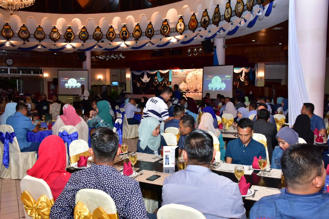 MPA_Barat's tweet photo. Sederhana tapi meriah. Sambutan Ambang 2018 warga #NavyPeople di @WismaSamudera Pangkalan #TLDMLumut @tldm_rasmi @mykamarul https://t.co/IP04UtD4CO