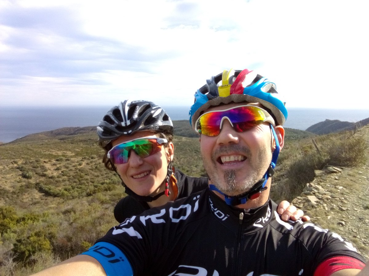 FrankKiveryn's tweet photo. 65km met enkele klimmekes @cadaques π΄βοΈ π #tofferit #mooiweer @StefanieAdam3 https://t.co/X98ZOMOVkk