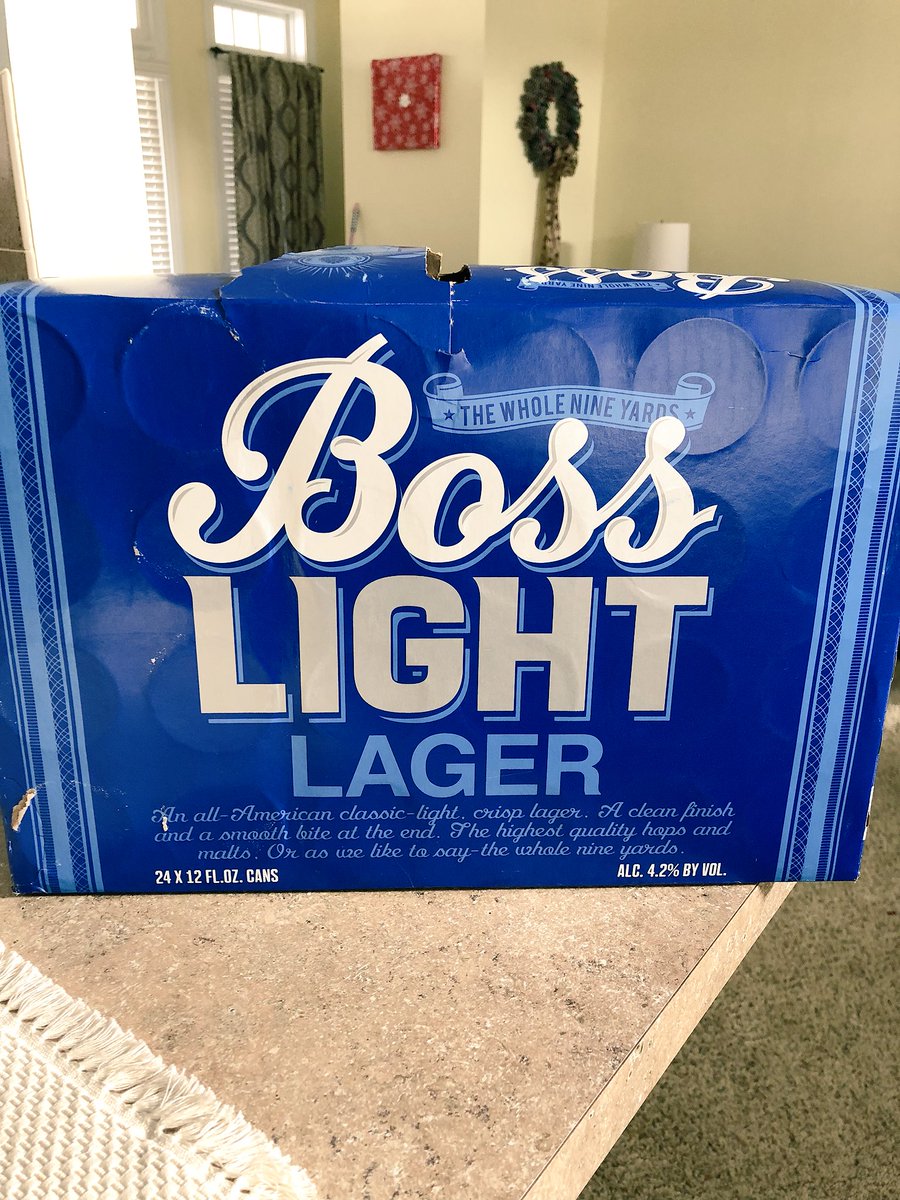 Taggs1404's tweet photo. If you’re not drinking a case of these tonight then you’re not a big balla. #bosslight #9dollarcase https://t.co/7sLpZnoWOB