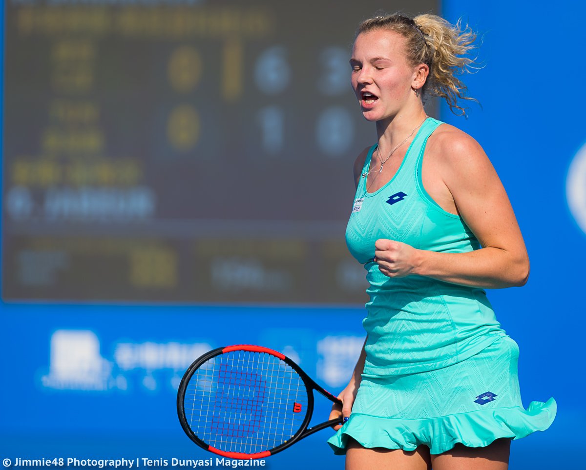 KATERINA SINIAKOVA - Página 4 DSYsIRLUQAETb6l