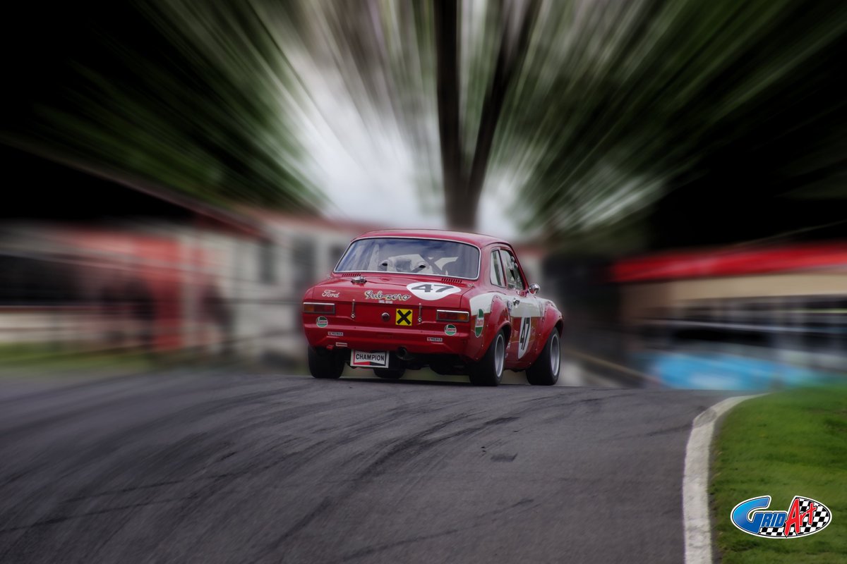 GridArt's tweet photo. @UniqueAmerican1 @CadwellPark Such a great race car &amp; circuit challenge. https://t.co/yjN79kmSlQ