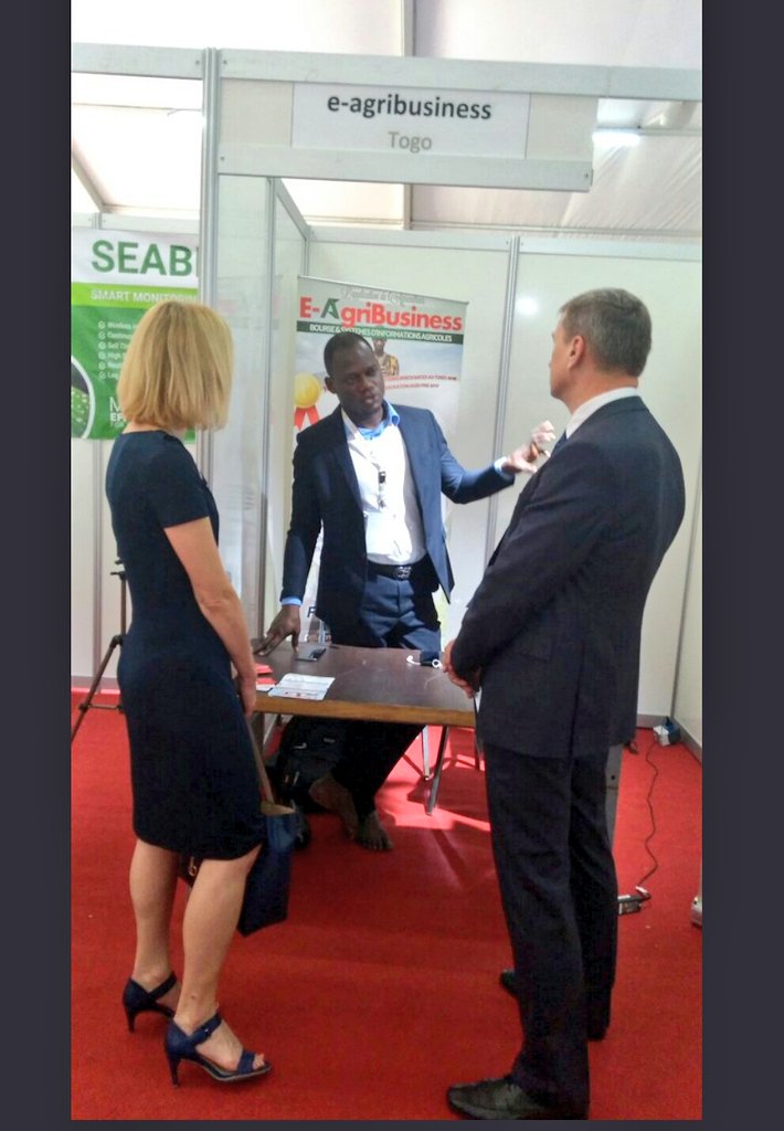 ImpalaBridge's tweet photo. @cinalawson Les TIC au service du développement durable et du secteur agricole togolais en particulier  🇹🇬🚀🚜📈

Merci @etchridona pr ton engagement à promouvoir l'#eAgriculture au delà même du #Togo  👏🏆

#Digit4Dev #ICT4Ag #SDGs

@MPEN_Togo @CTAflash @europeaid  @robridolfi @Ansip_EU https://t.co/RNEHNItVa7