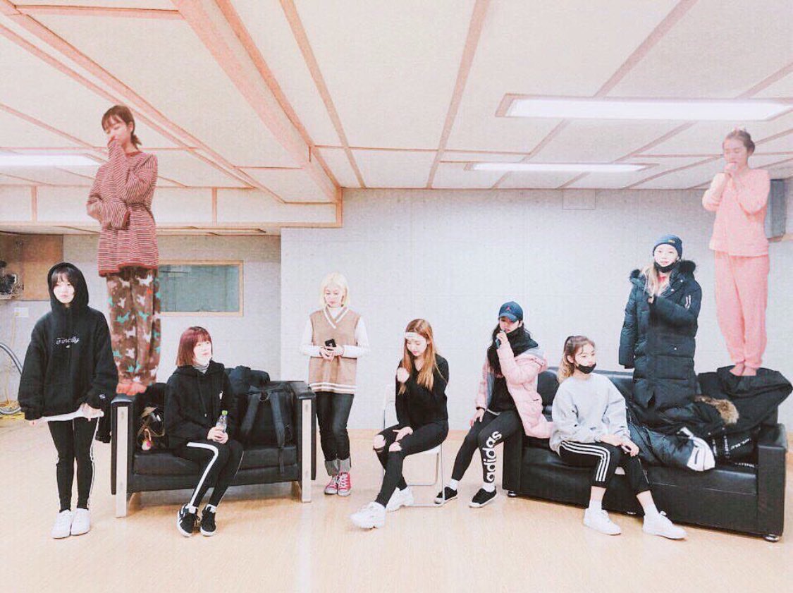 [IG] Seol Hayoon Instagram Güncellemesi ‘Last Dance’ takımı ile birlikte  
#Matilda #TheUNIT #마틸다 #더유닛  #Haena
.
.
.
@/MatildaUpdate