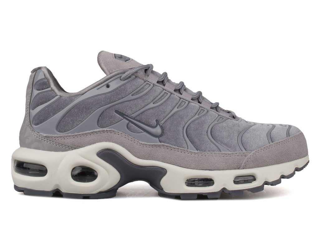 nike air max plus lux