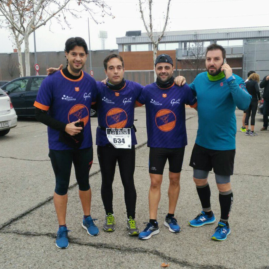 NikkiRunners's tweet photo. Día de San Silvestres y nosotros hemos empezado el día en la de Las Rozas  #cogeaireysígueme https://t.co/zkZ84kykOV