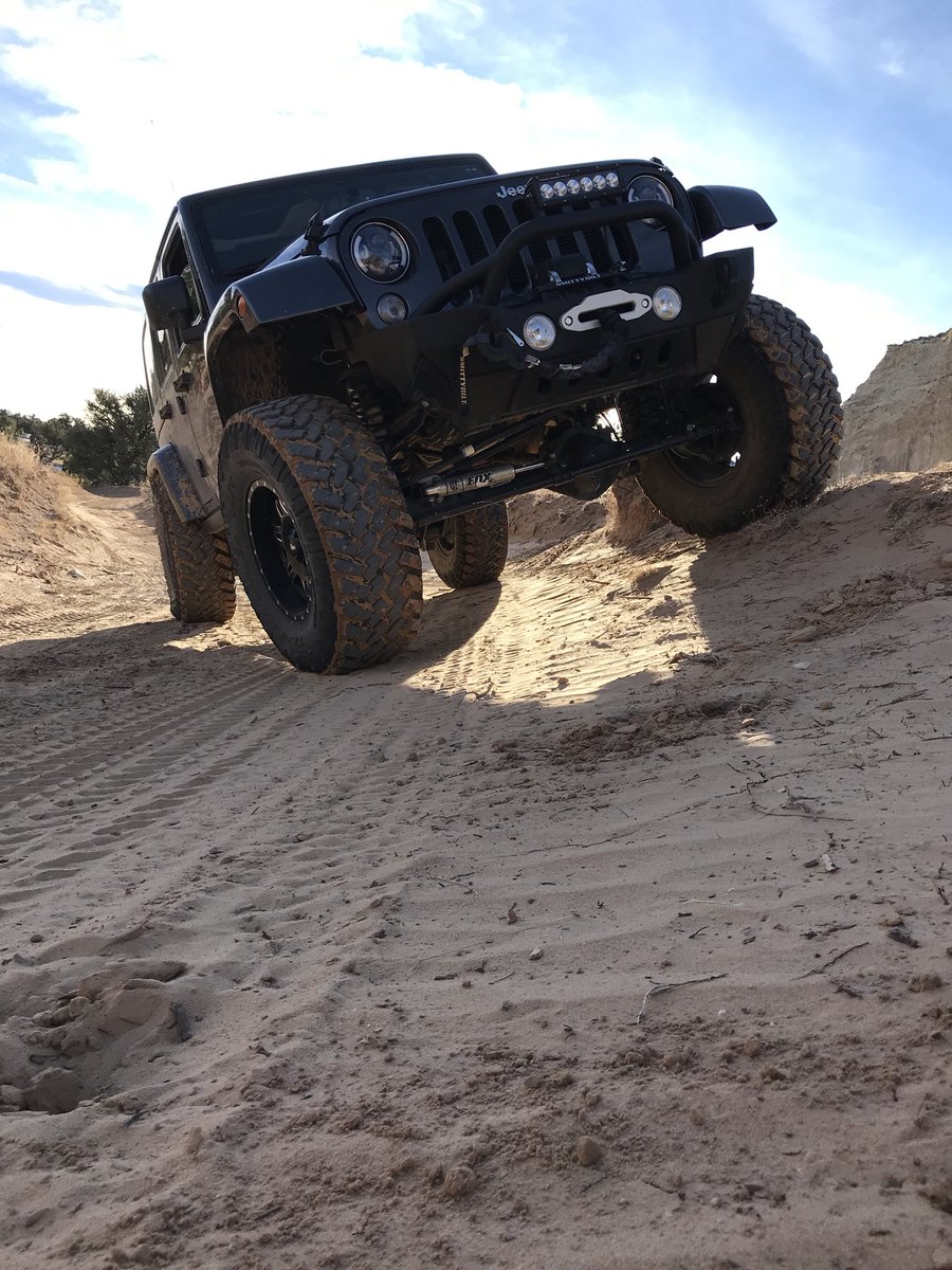 Nice day in the Utah desert! 60 degree weather. #JeepMafia #JeepLife #devilscanyon