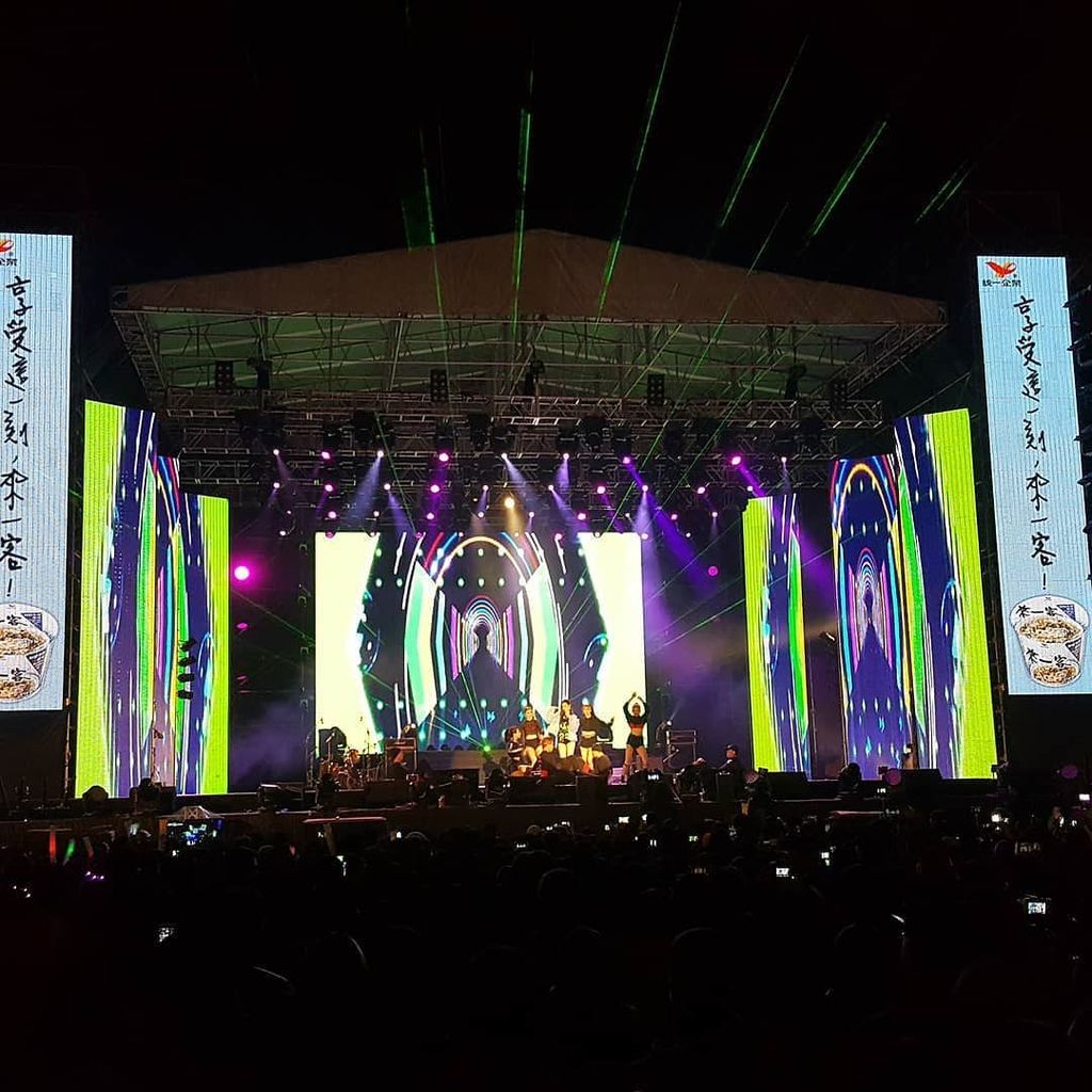 pumpkinslayer's tweet image. Happy New Year! ift.tt/2lszukg