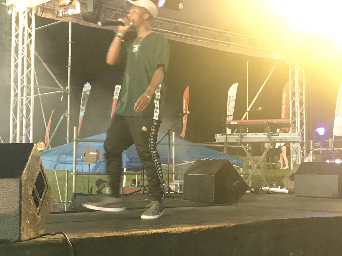 CountdownFestEL's tweet photo. @EmteeSA #CMFEL17  #4thAnnualCountDownMusicFestival https://t.co/tlJ5ypCo58