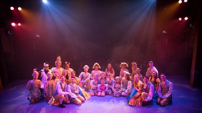 CapitolHorsham's tweet photo. So that's a wrap on Jack &amp; The Beanstalk! Thanks to all our lovely audiences! Don't forget tickets for next year's panto, Sleeping Beauty, are on sale now! https://t.co/6ci2VcNyvm #horsham #capitoljack @HorshamDC @HelloHorsham @VisitHorsham @HorshamTWS @brocktaylor1 @VinesBMW https://t.co/x0nYSXzwuf